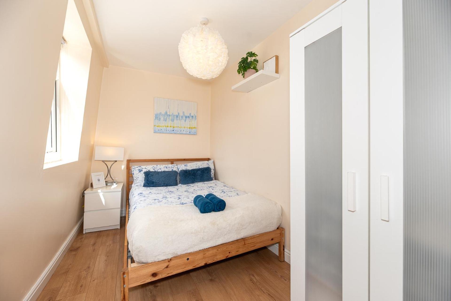 Lovely 3 Bed Apartment In The City Of Londra Exterior foto