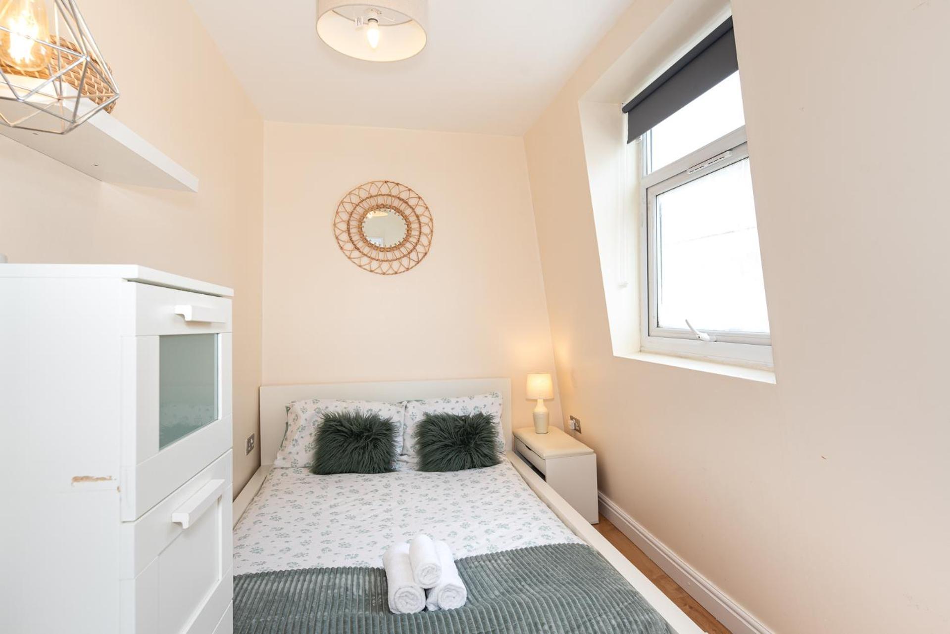 Lovely 3 Bed Apartment In The City Of Londra Exterior foto
